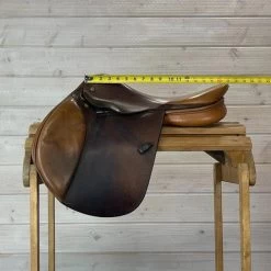 Used Beval LTD Close Contact Saddle 17/M -Horse Gear Shop 260 Seat Measurement 54369.1665530654