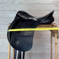 Used Kieffer Orphee TB Dressage Saddle 17/MN -Horse Gear Shop 317 Flap Width 42615.1683592226