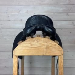 Used Albion SLK Dressage Saddle 17.5/MW -Horse Gear Shop 329 Cantle 20517.1686181183
