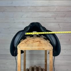 Used Albion SLK Dressage Saddle 17.5/MW -Horse Gear Shop 329 Front Measurement 73209.1686181187