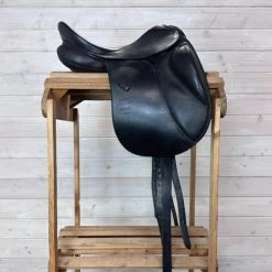 Used Stubben Genesis CL Dressage Saddle 17/N -Horse Gear Shop 332 R Side 61737.1687460909
