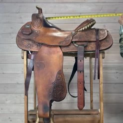 Used Star Of Texas Western Saddle 15/MW 20 Used Star Of Texas Western Saddle 15/MW -Horse Gear Shop 340 Seat Measurement 34934.1690419405